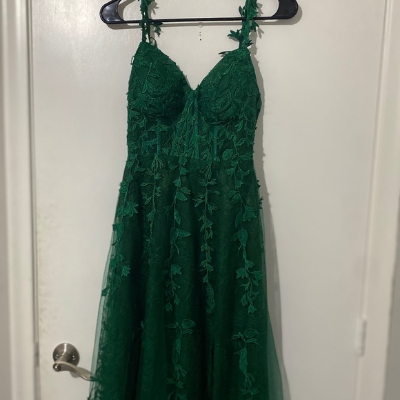 Prom Dress - Picture 2 of 3